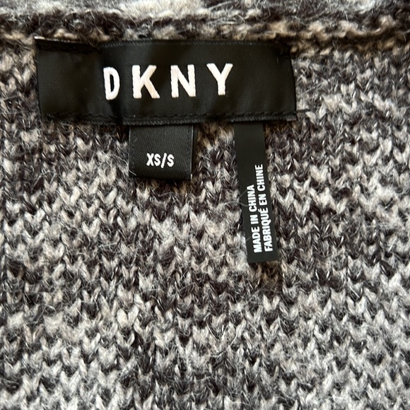 Ladies DKNY long open front sweater - Picture 4 of 5